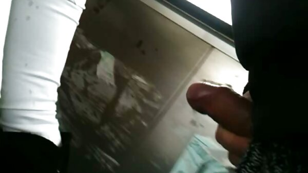 جوجه سیاستمدار بور در صحنه داستان سکسی مادرزنم لزبین شرور