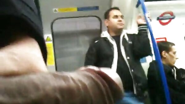 بیچاره بیچاره ولگرد آسیایی آکاری آساگیری به صورت سه نفره داستانهای سکس مادرزن دریل می شود